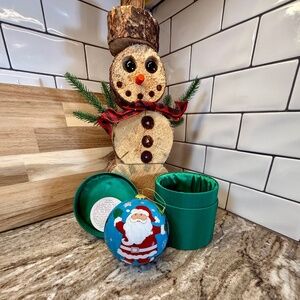 Pier 1 Li Bien 2007 Santa Christmas Glass Ornament Hand Painted w/storage box 4"